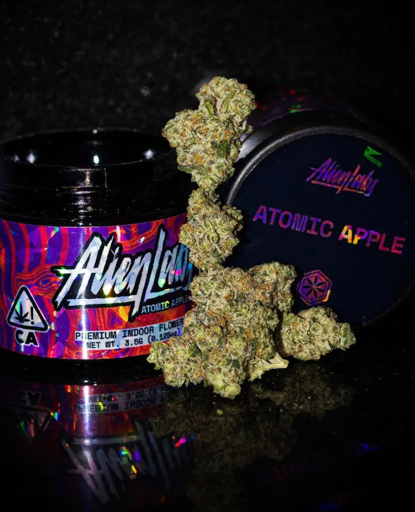 ATOMIC-APPLE-ALIEN-LABS.webp SOUR APPLE STRAIN - Image 1